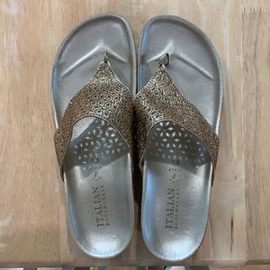 NWOT Italian shoemakers sandals